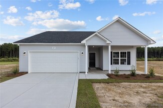 224 Orchard Ln, Parkton, NC 28371
