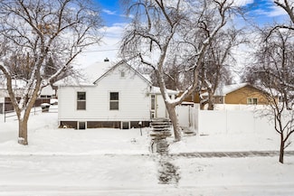 213 8th St S, Great Falls, MT 59405