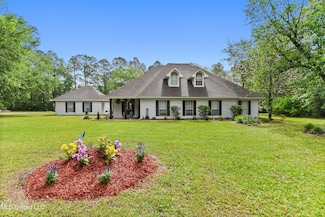 14221 Country Wood Dr, Gulfport, MS 39503