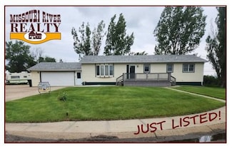 62 Heather Ln, Glasgow, MT 59230