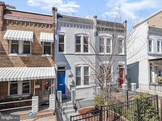 921 5th St SE, Washington, DC 20003