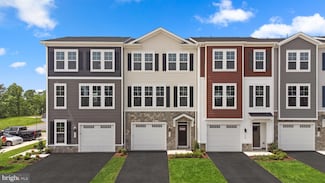 140 Leather Flower Dr, Lake Frederick, VA 22630