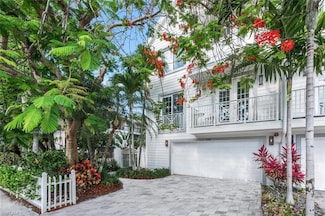 888 10th St S Unit 101, Naples, FL 34102