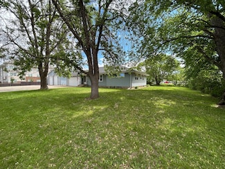 317 Western Ave S, Faribault, MN 55021