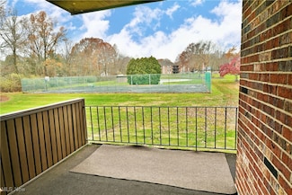 3080 N River Rd NE Unit J5, Warren, OH 44483