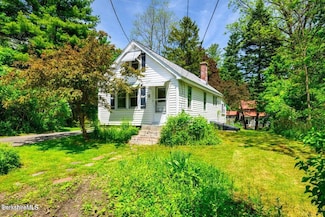 18 Danforth St, Williamstown, MA 01267
