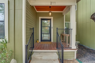 211 Gibson, San Antonio, TX 78202
