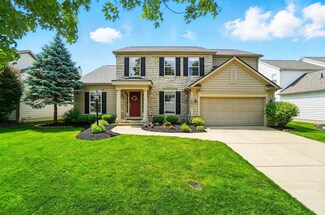 8073 Tree Lake Blvd, Powell, OH 43065