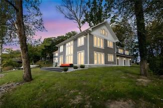 673 Seneca Rd, Rochester, NY 14622