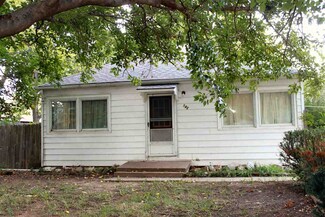 142 S 3rd St, Clearwater, KS 67026