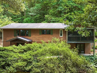 18 Wild Violet Ln, Arden, NC 28704