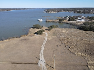 128 Lakeside Dr, Lake Brownwood, TX 76801