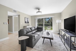 1400 Crestwood Ct S Unit 1401, Royal Palm Beach, FL 33411
