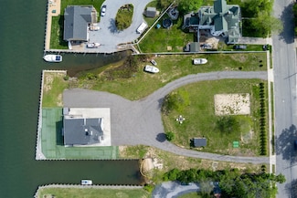200 Lot B Clocks Blvd, East Massapequa, NY 11758