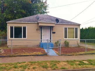 906 S Pacific Ave, Kelso, WA 98626