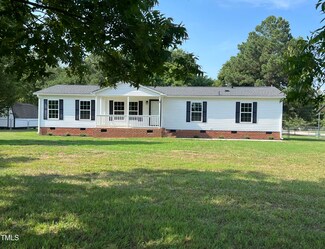 35 Twelve Oaks Ln, Henderson, NC 27537