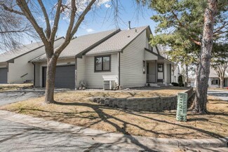 8425 Rice Lake Rd Unit 8425, Maple Grove, MN 55369