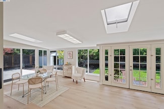 2371 Mallard Dr, Walnut Creek, CA 94597