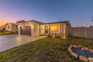 7401 Taylor St, Hollywood, FL 33024