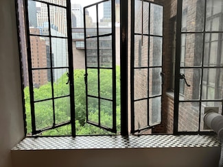 45 Tudor City Place Unit 1014, New York, NY 10017