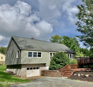 410 Lakeview Dr, Honesdale, PA 18431