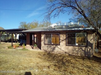 2620 W Alvaro Rd, Tucson, AZ 85746