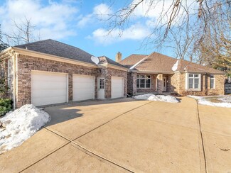 5904 Oakville Woods Place, Saint Louis, MO 63129