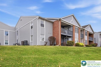 4747 Cheryl Dr, Bethlehem, PA 18017