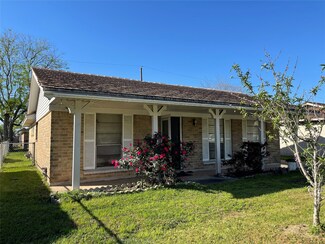 8910 Judwin St, Houston, TX 77075