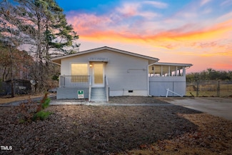 409 S 13th St, Lillington, NC 27546