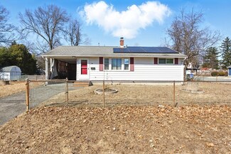 28 Dutton St, Indian Orchard, MA 01151