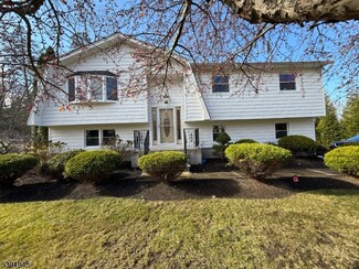 60 Brown Ave, Butler, NJ 07405