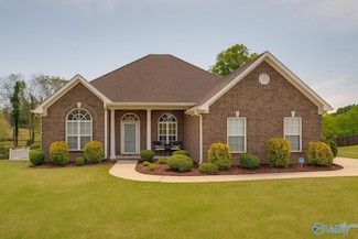 227 Lee Bowden Dr, Huntsville, AL 35806