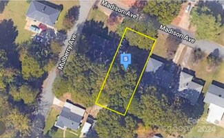 1815 Madison Ave, Charlotte, NC 28216