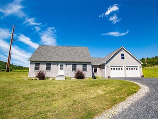 1566 Hinesburg Rd, Richmond, VT 05477