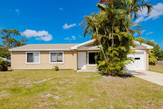 1938 SE Redwing Cir, Port Saint Lucie, FL 34952