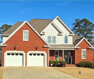 63 Champagne Cir, Ringgold, GA 30736