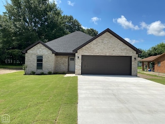 231 Flossie St, Trumann, AR 72472