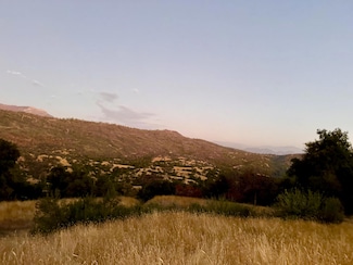 369 Hogback Dr, Miramonte, CA 93641