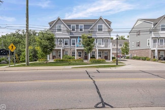 3315 Parkways Blvd, Auburn Hills, MI 48326