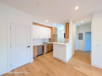 3865 Amboy Rd Unit 2c, Staten Island, NY 10308