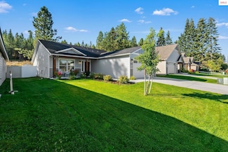 659 E Valley St S, Oldtown, ID 83822