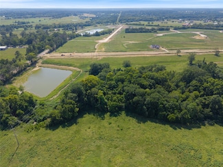 128 Seguin Dr, New Waverly, TX 77358