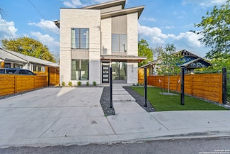 108 Dowdy St, San Antonio, TX 78204