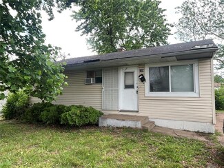 205 Grampian Rd, Saint Louis, MO 63137