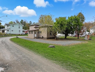 55 Clinton St, Canton, PA 17724