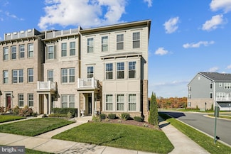 2073 Alder Ln, Dumfries, VA 22026