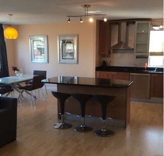 2 Hammond Pond Prwy Unit 503, Newton, MA 02467