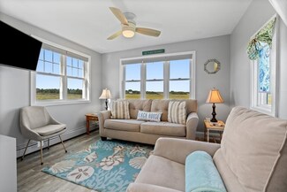 65 North End Blvd, Salisbury, MA 01952