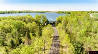 9362 Dodd Rd, Kilkenny, MN 56052
